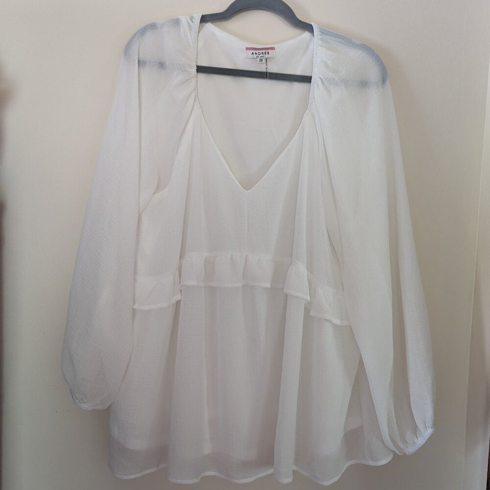 NWOT Plus Size Blouse with Ruffle Detail
